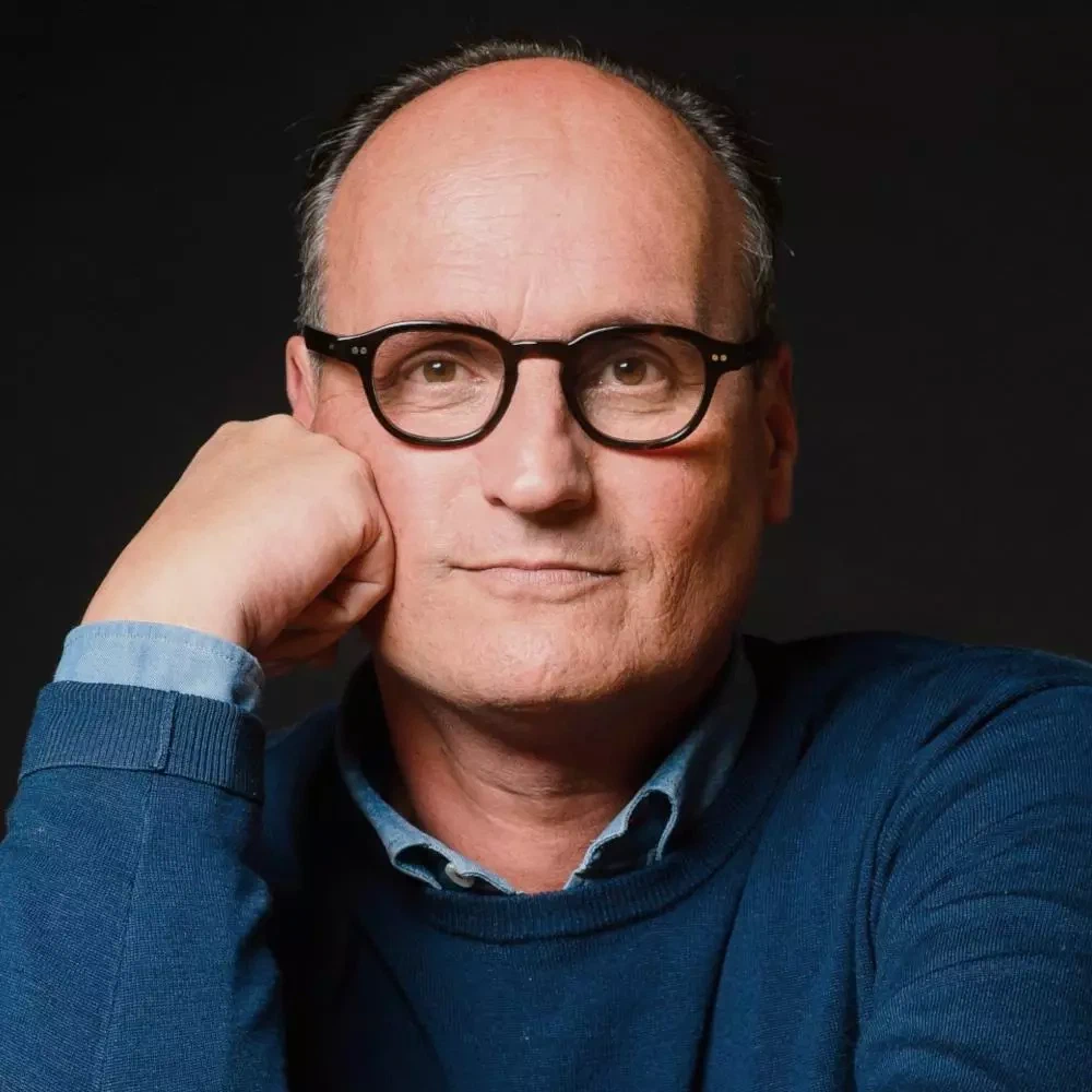 Dr Frank Bienenfeld